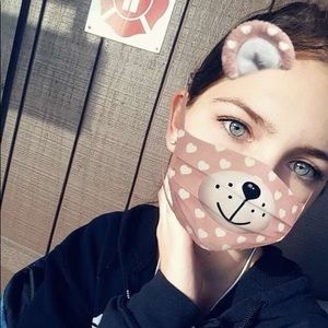 Meet your Posher, Desirae